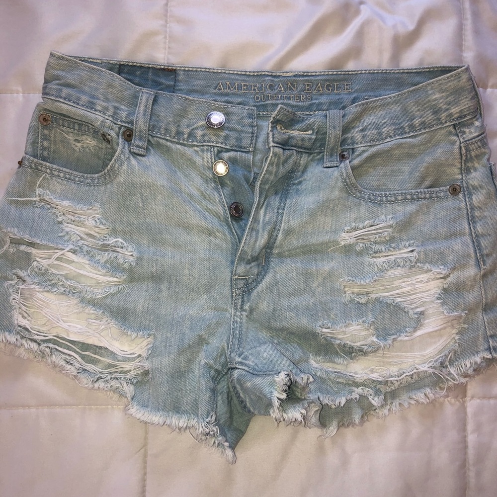American Eagle- high rise festival shorts